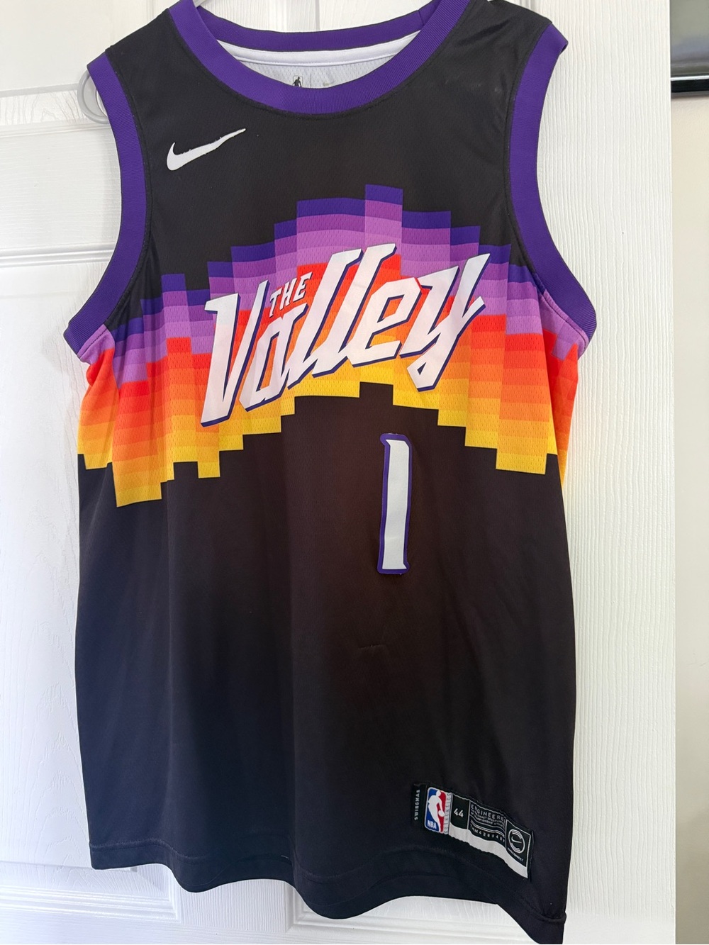 Devin Booker suns jersey
